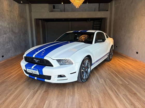 FORD MUSTANG 3.7 V6 GASOLINA MANUAL FORD MUSTANG 3.7 V6 GASOLINA MANUAL